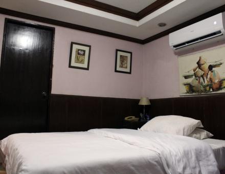 Standard Twin Bed